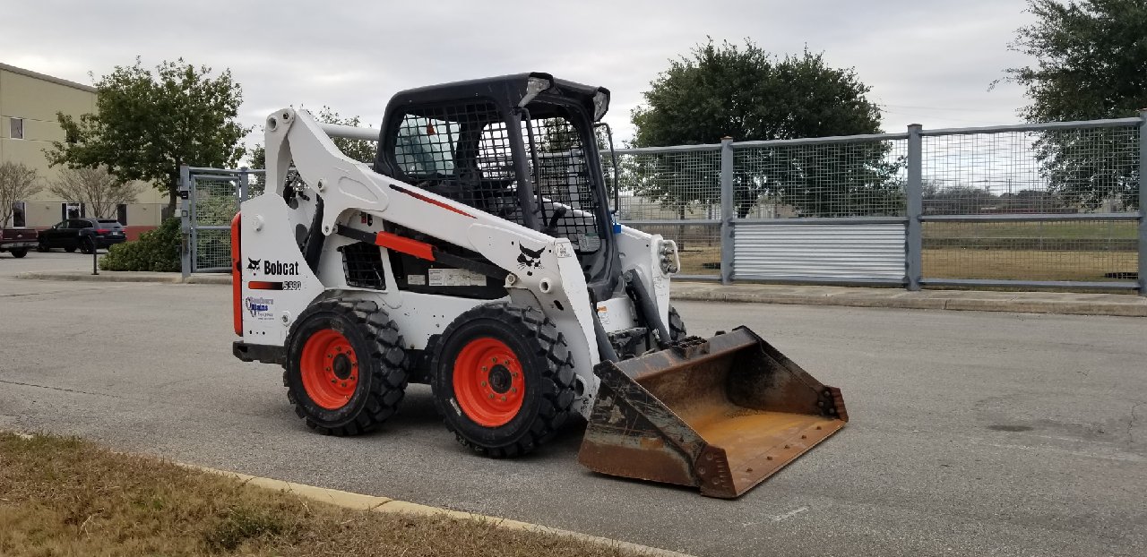 #1880 2016 Bobcat S590 (4) - Southern Plains Equipment