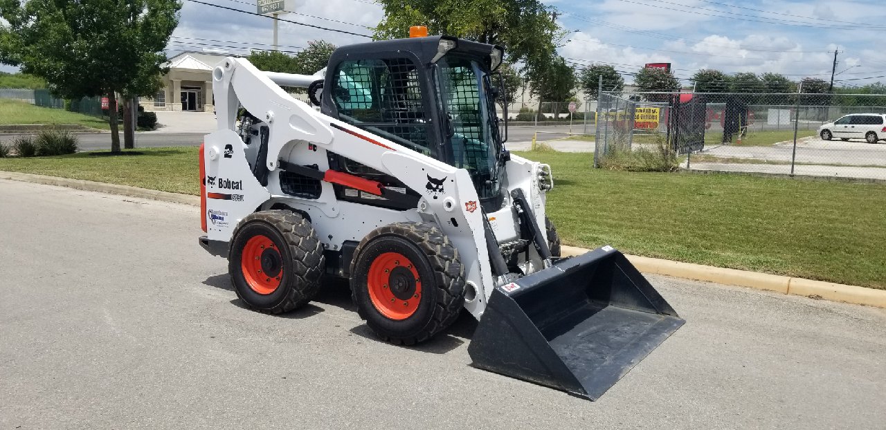 #19048 2015 Bobcat S750 (4) - Southern Plains Equipment